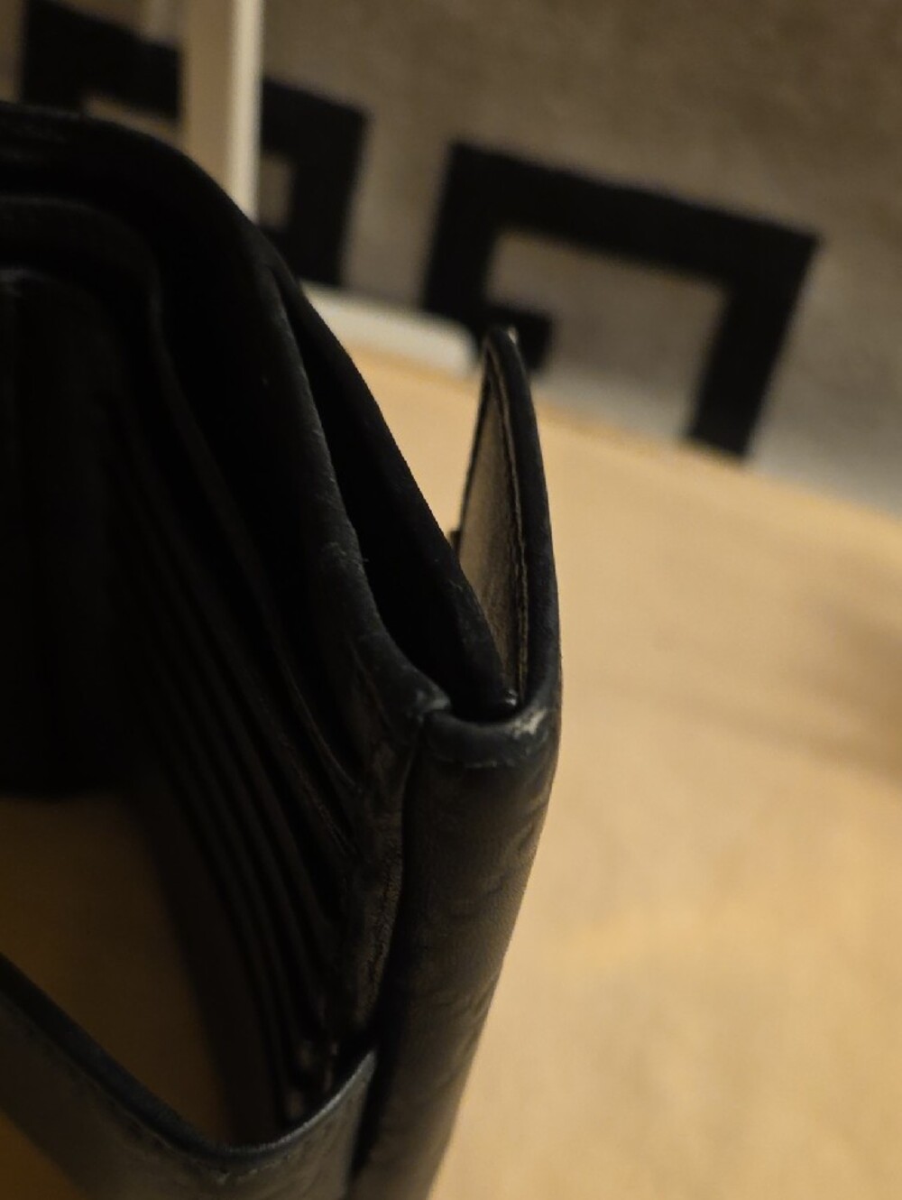 Gucci Gussiccima French Flap Wallet Wallet. - Picture 5 of 9